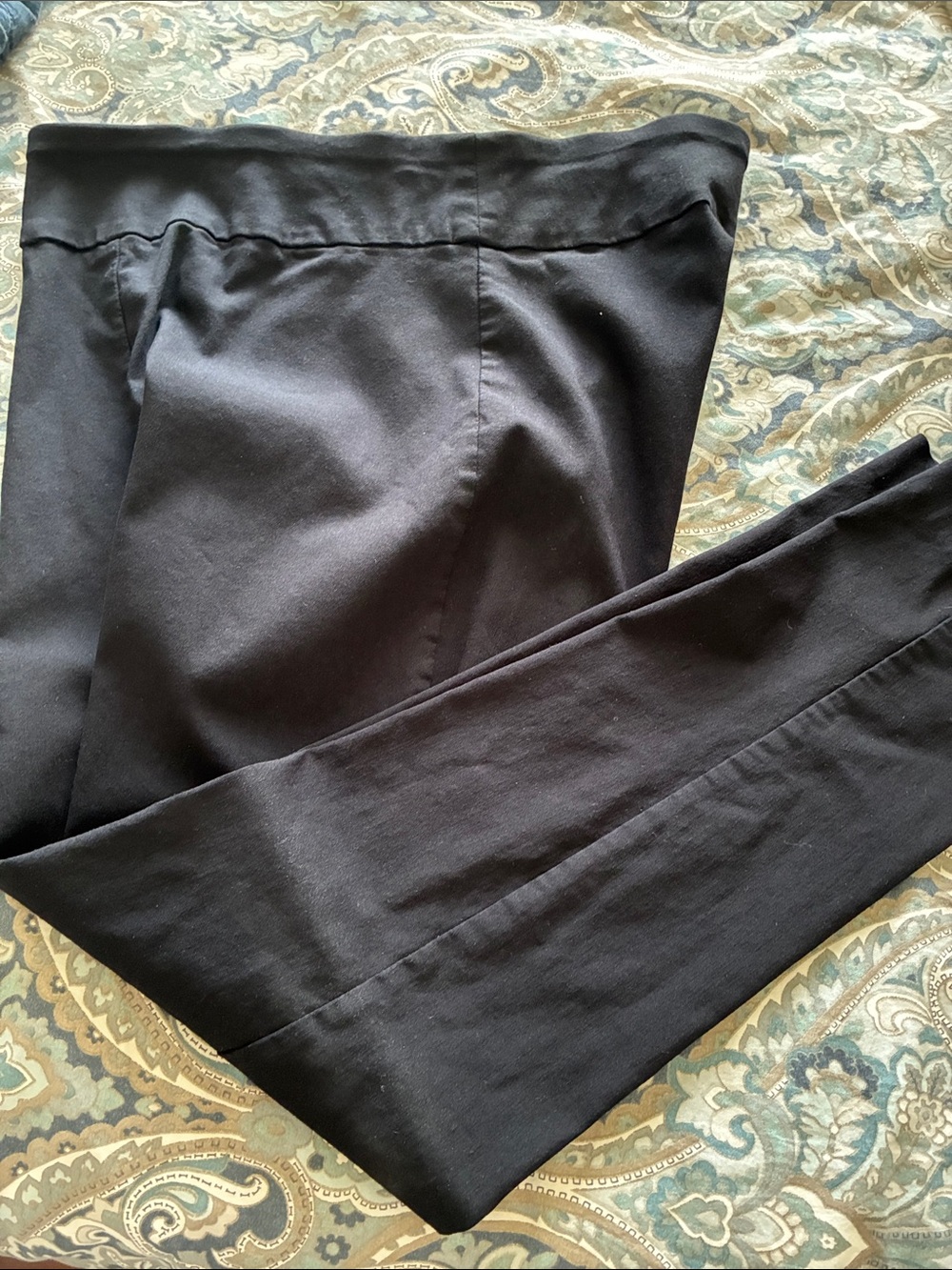 Van Heusen Black Pull-On ankle pants